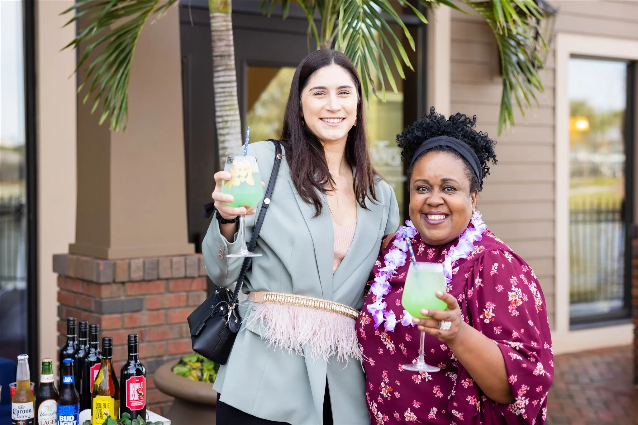 Guests Enjoying Signature Drinks by John Michael Events - Everything You Need to Know about Outdoor Weddings in Orlando Guests Enjoying Signature Drinks by John Michael Events