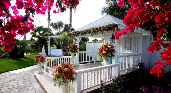 Destination Weddings in Orlando – Celebration Gardens